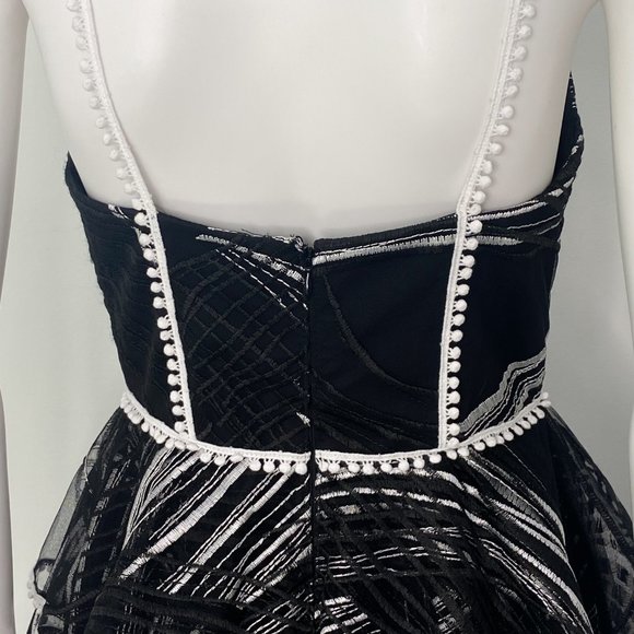 Love By Theia Tiered Mini Cocktail Dress Layered Black and White Print Size 4 - Picture 11 of 16
